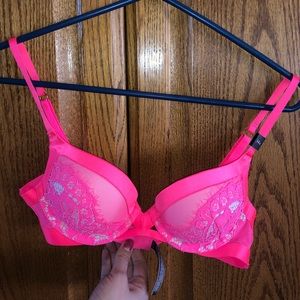 Victorious secret very sexy push up bra
